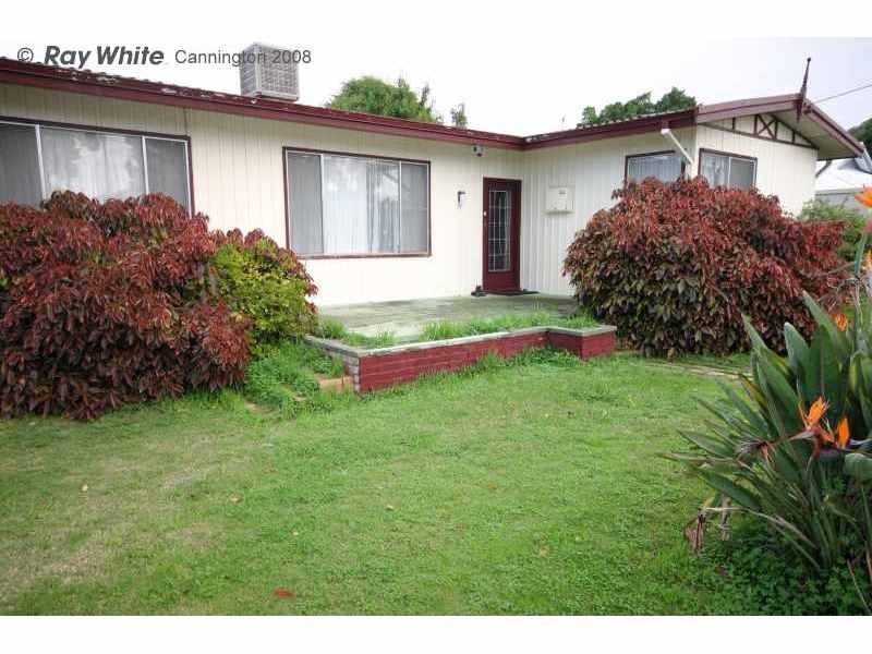 11-13 Walton Street, Queens Park WA 6107