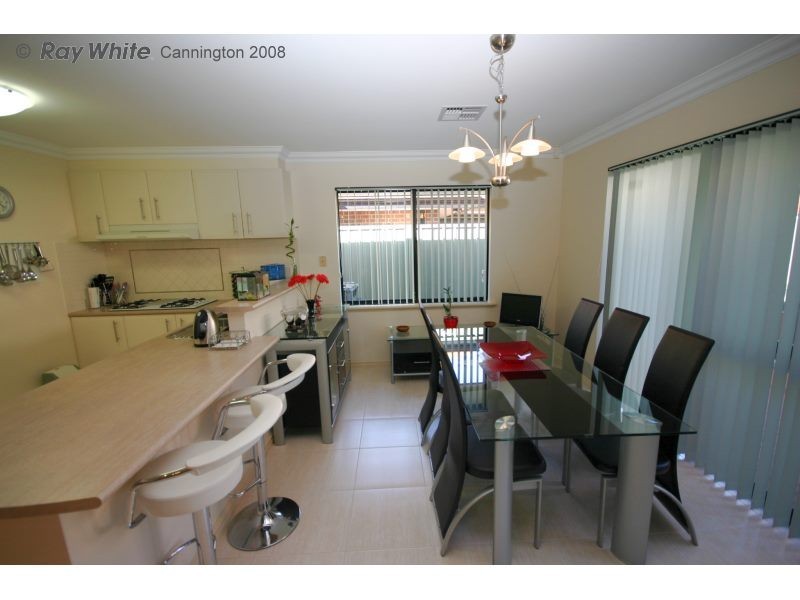 2/26 Highbury Crescent, Beckenham WA 6107