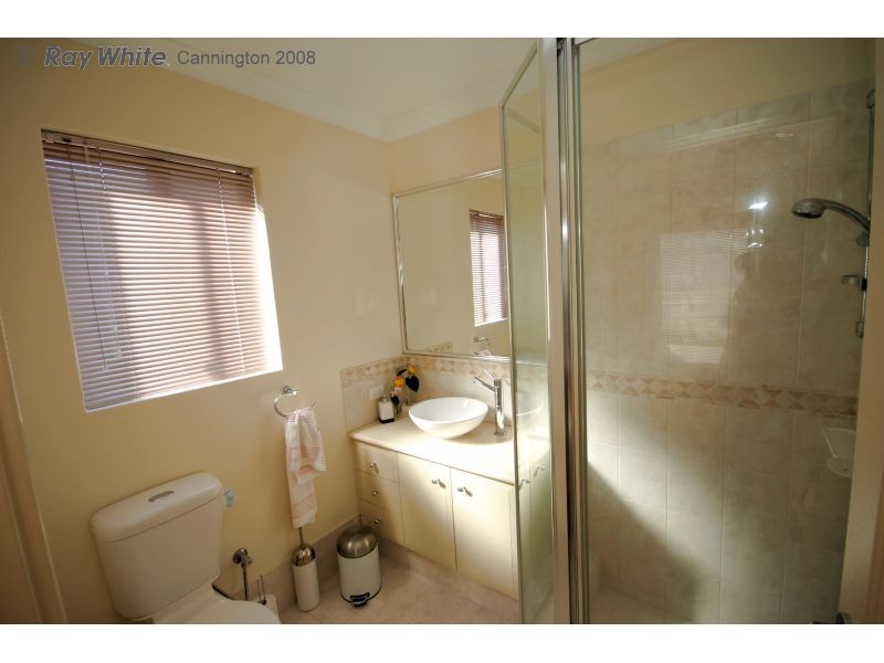 2/26 Highbury Crescent, Beckenham WA 6107