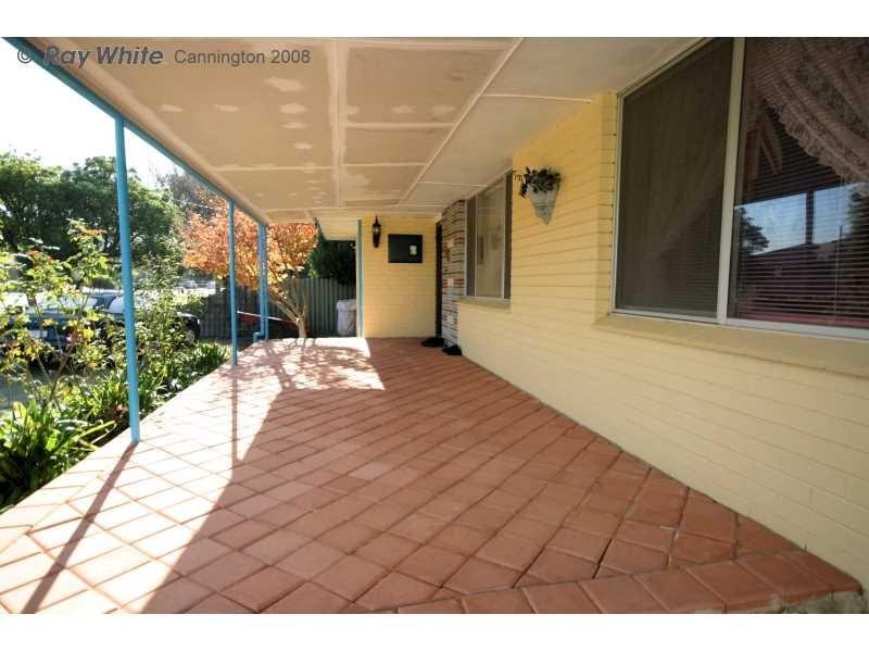 40 Lacey Street, Beckenham WA 6107