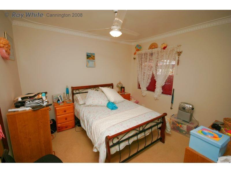 40 Lacey Street, Beckenham WA 6107