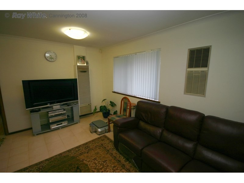 24 Keith Road, Rossmoyne WA 6148