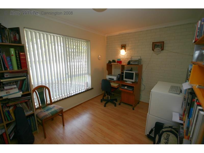 24 Keith Road, Rossmoyne WA 6148