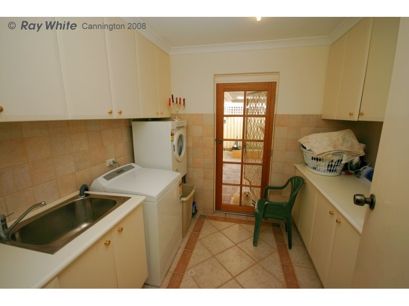 24 Keith Road, Rossmoyne WA 6148