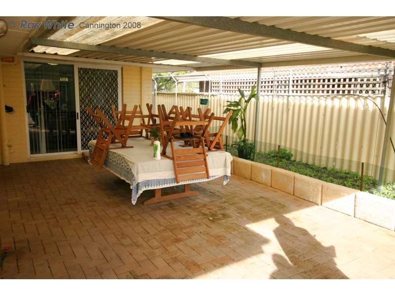 24 Keith Road, Rossmoyne WA 6148