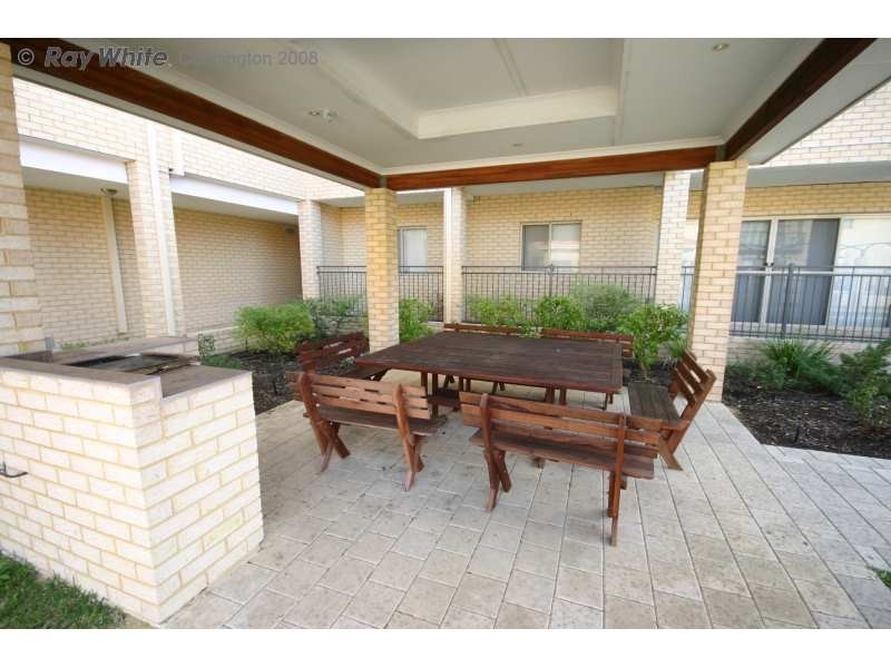 33/22 Burton Street, Cannington WA 6107