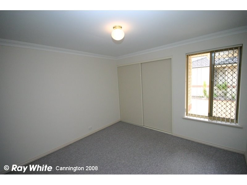 2/28 Stockman Way, Cannington WA 6107