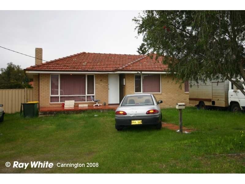 41 Centre Street, Queens Park WA 6107