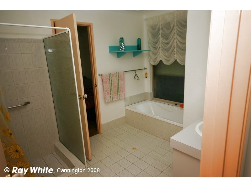 3 Mirrett Court, Kenwick WA 6107