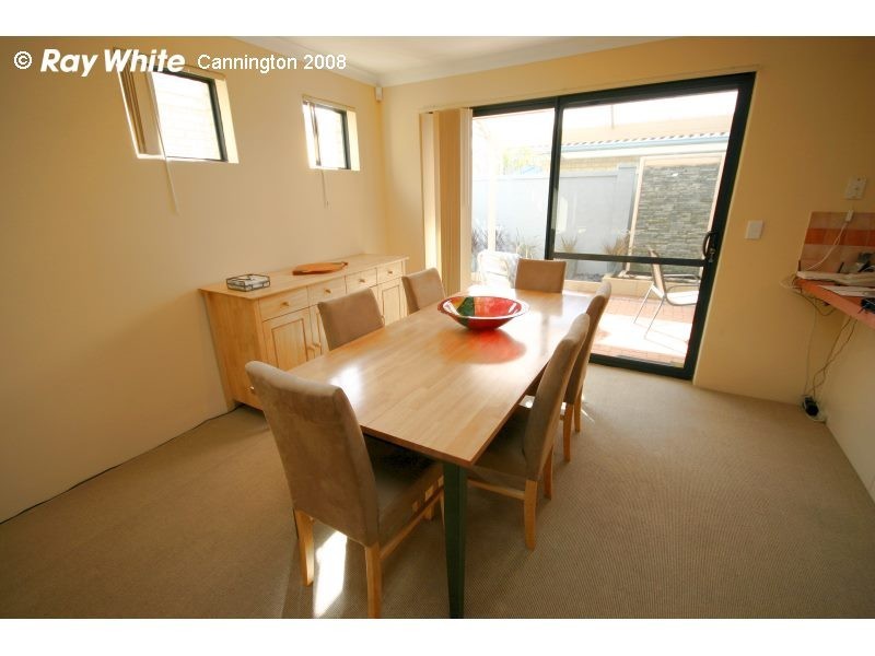 3/13 Civic Gardens, Cannington WA 6107