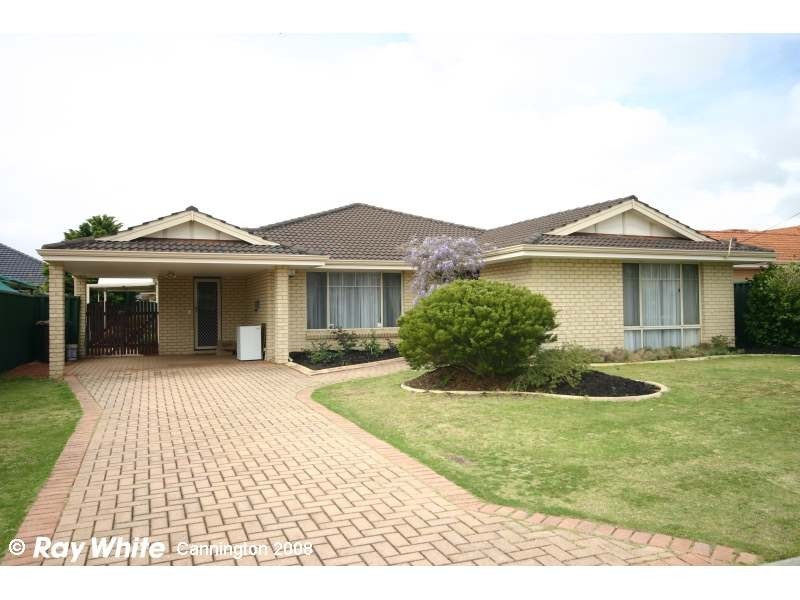 18 Schaffers Place, Thornlie WA 6108