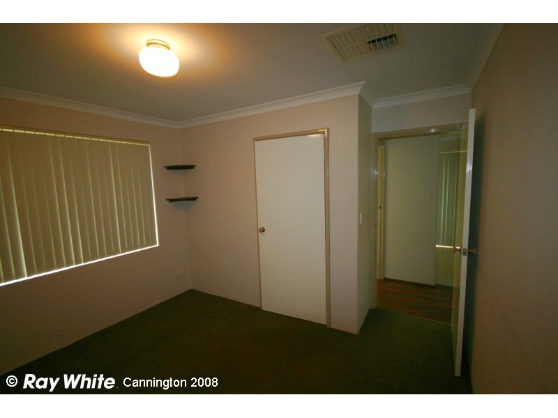 18 Schaffers Place, Thornlie WA 6108