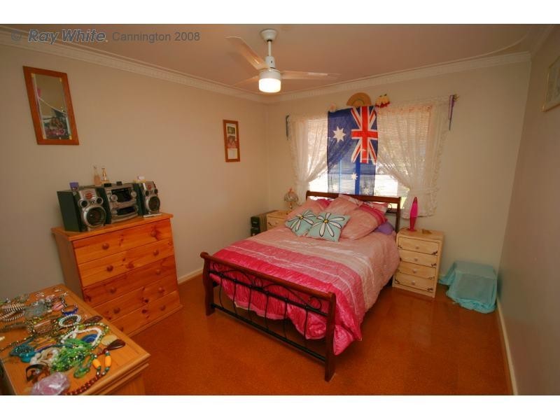 40 Lacey Street, Beckenham WA 6107