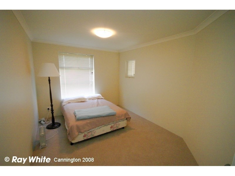 11 Palmerston Street, St James WA 6102