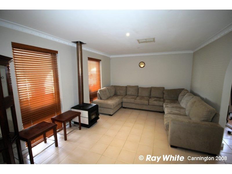 23 Danohill Street, Huntingdale WA 6110