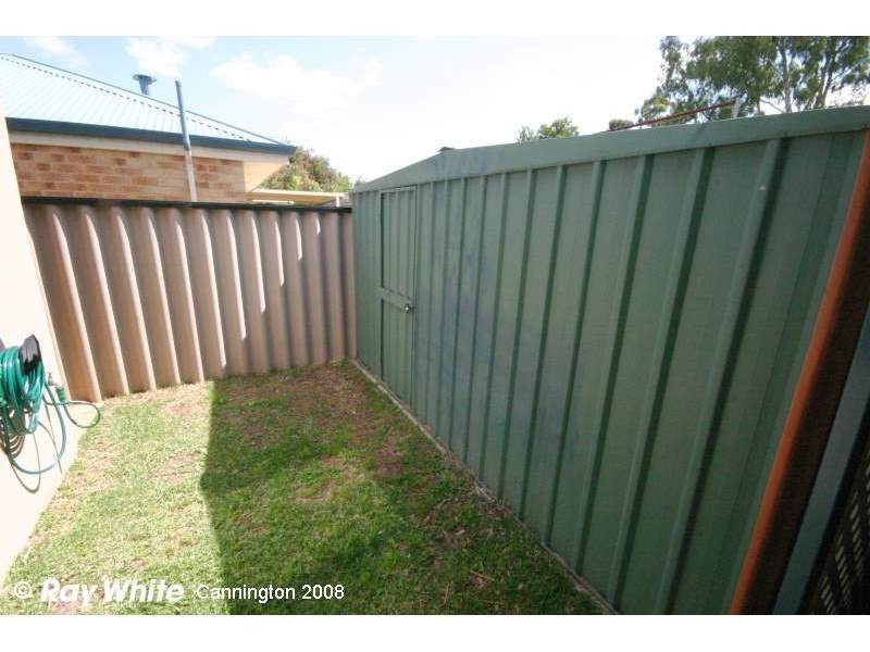 12 Walton Street, Queens Park WA 6107