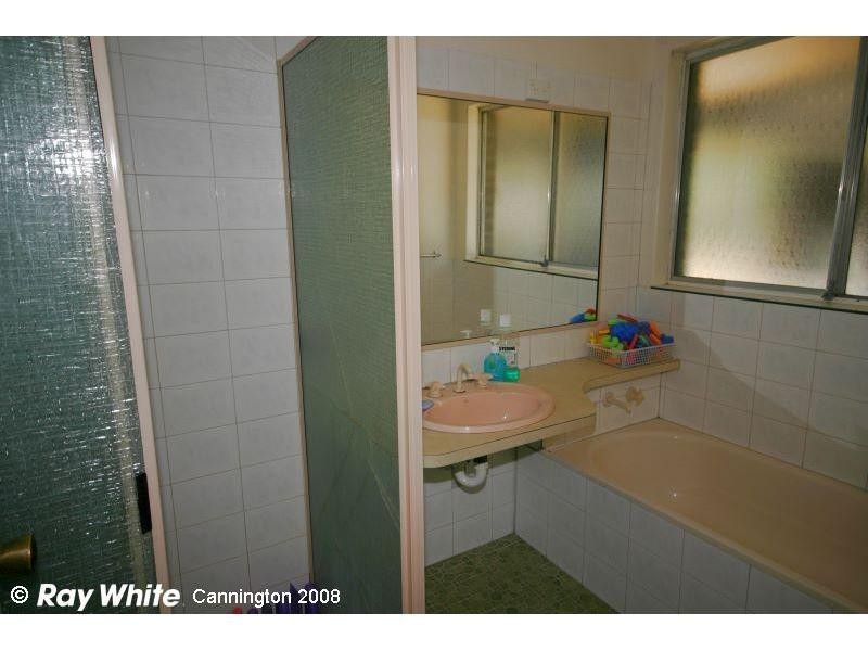 5 Lowth Road, Beckenham WA 6107