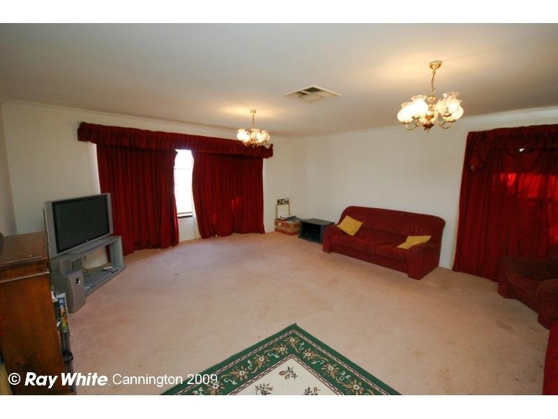 87 George Way, Cannington WA 6107