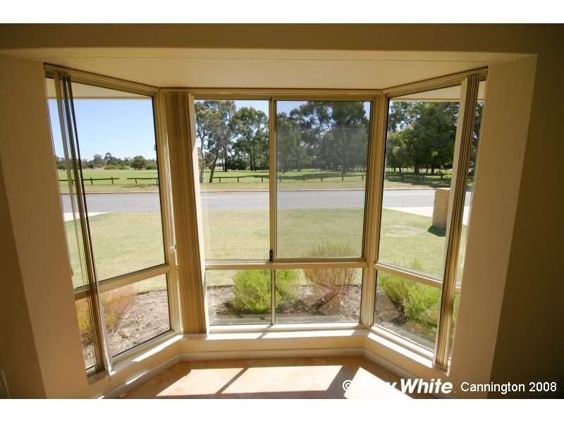 41 Whitlock Avenue, East Cannington WA 6107