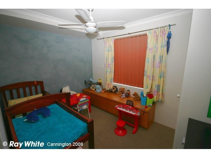 27 Beaumont Parkway, Success WA 6164