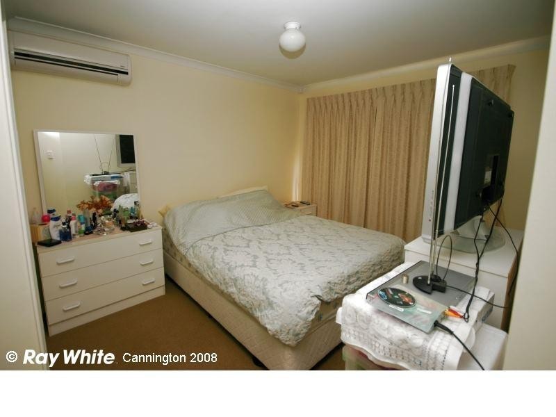 1 Salesian Court, Queens Park WA 6107