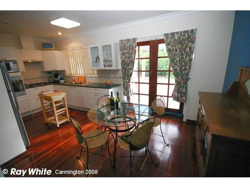 64 Abercairn Way, Parkwood WA 6147