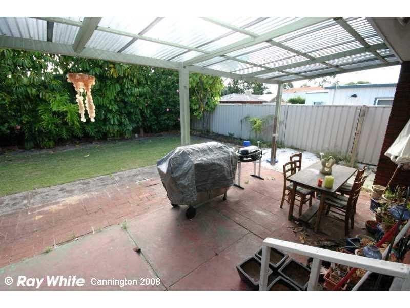 64 Abercairn Way, Parkwood WA 6147