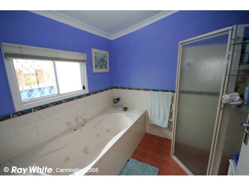 1/5 Davies Street, East Cannington WA 6107