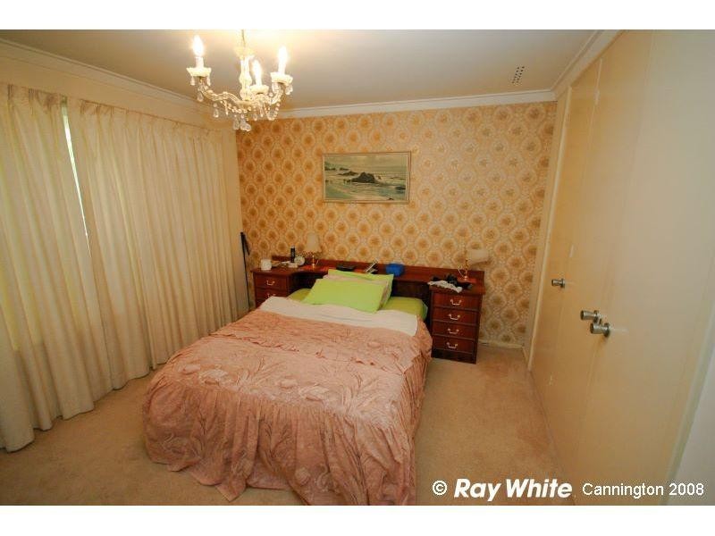 5 Brindley Street, Wilson WA 6107