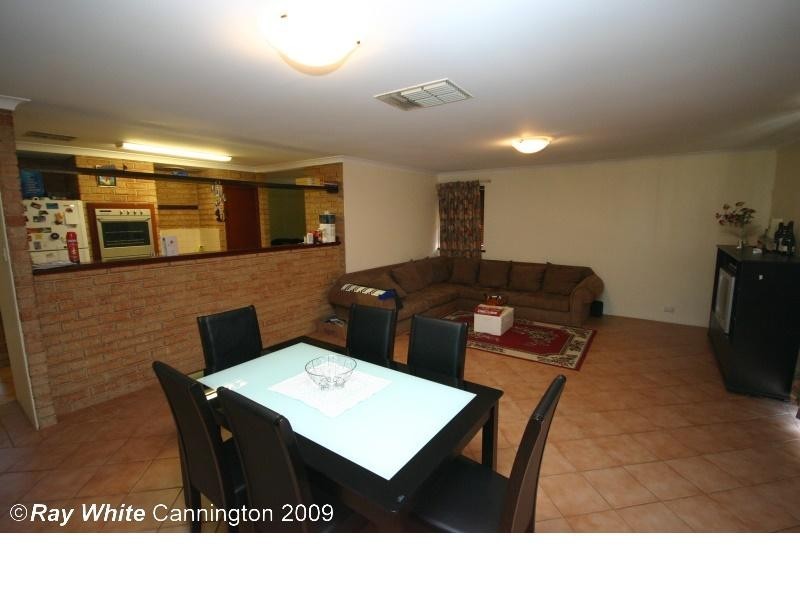 25 Clarke Street, East Cannington WA 6107