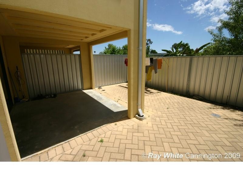 3/10 Fletcher Street, Cannington WA 6107