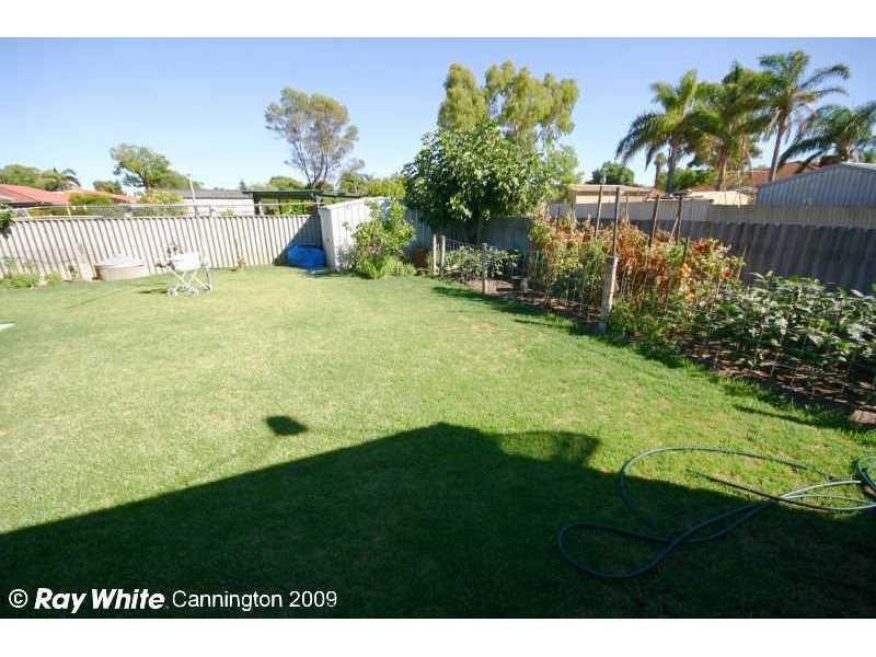 12 Brixton Street, Beckenham WA 6107