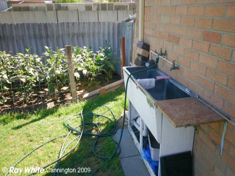 12 Brixton Street, Beckenham WA 6107