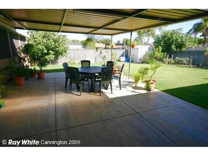 12 Brixton Street, Beckenham WA 6107