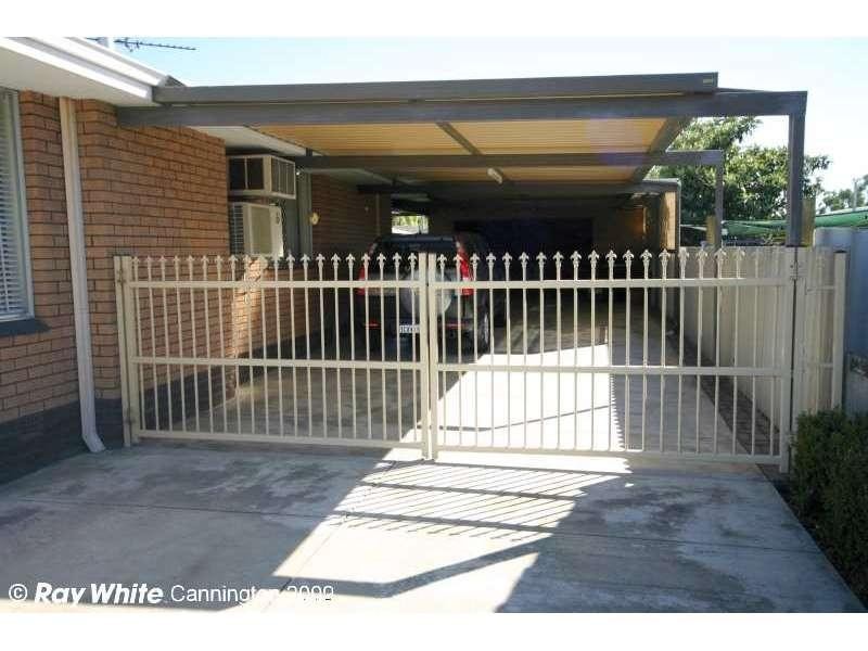 12 Brixton Street, Beckenham WA 6107