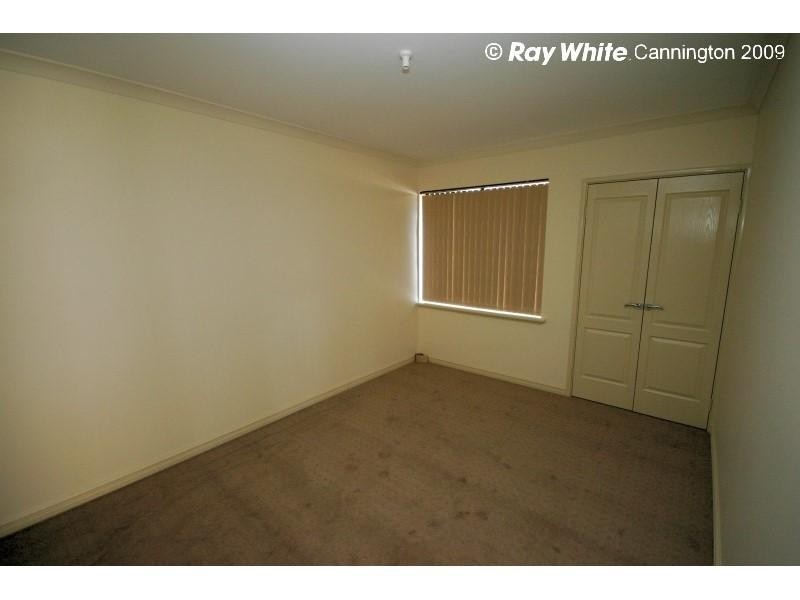 4 Tulip Way, East Cannington WA 6107