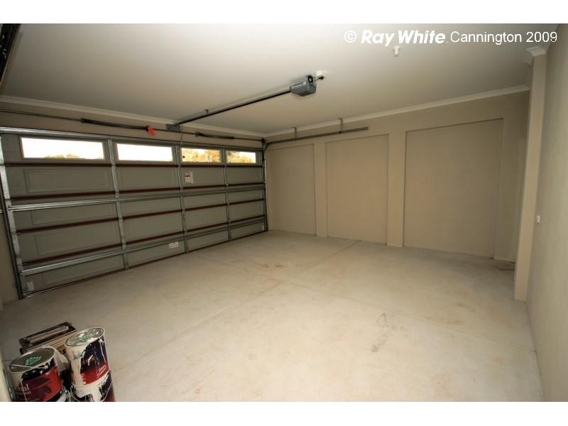 4 Tulip Way, East Cannington WA 6107