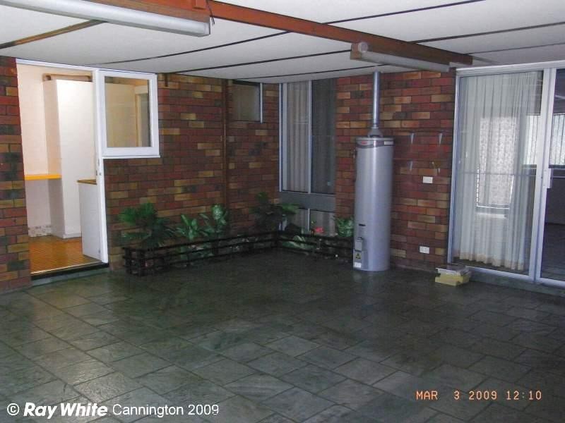 211 Station Street, East Cannington WA 6107