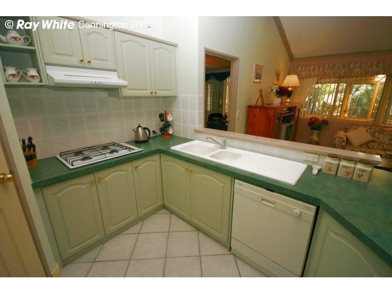 6 Carpenteria Crescent, Kenwick WA 6107