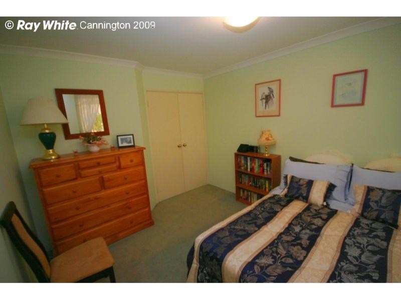 6 Carpenteria Crescent, Kenwick WA 6107