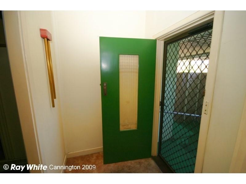 18 Jubilee Street, Beckenham WA 6107