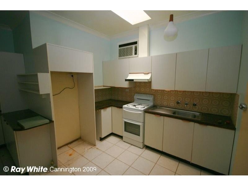 18 Jubilee Street, Beckenham WA 6107