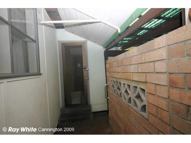 18 Jubilee Street, Beckenham WA 6107