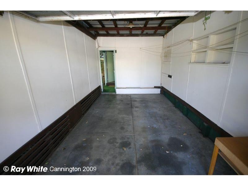 18 Jubilee Street, Beckenham WA 6107