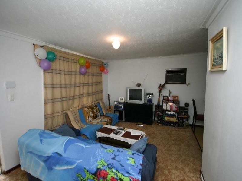 66 Lunar Way, Beckenham WA 6107