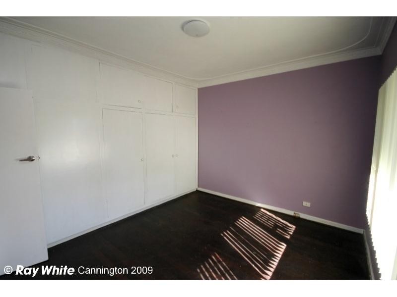 223 Sevenoaks Street, Cannington WA 6107