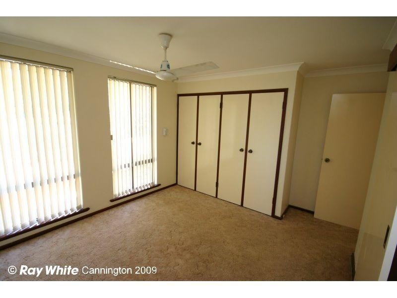 50 Crocus Way, Ferndale WA 6148