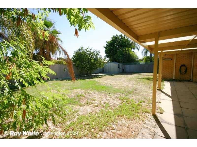 50 Crocus Way, Ferndale WA 6148