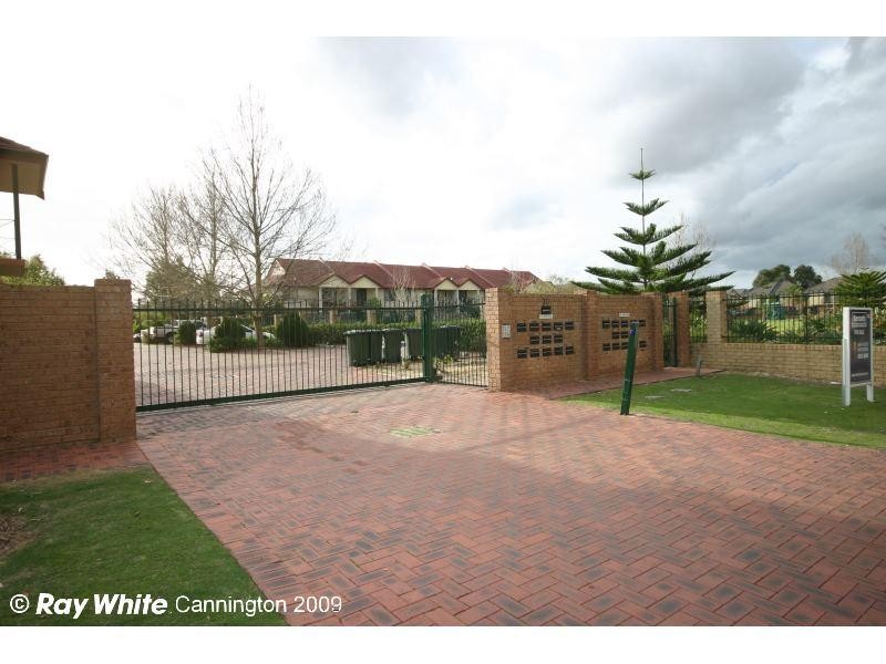 24/20 Gochean Avenue, Bentley WA 6102