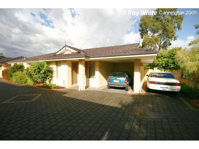 4/67 Mallard Way, Cannington WA 6107